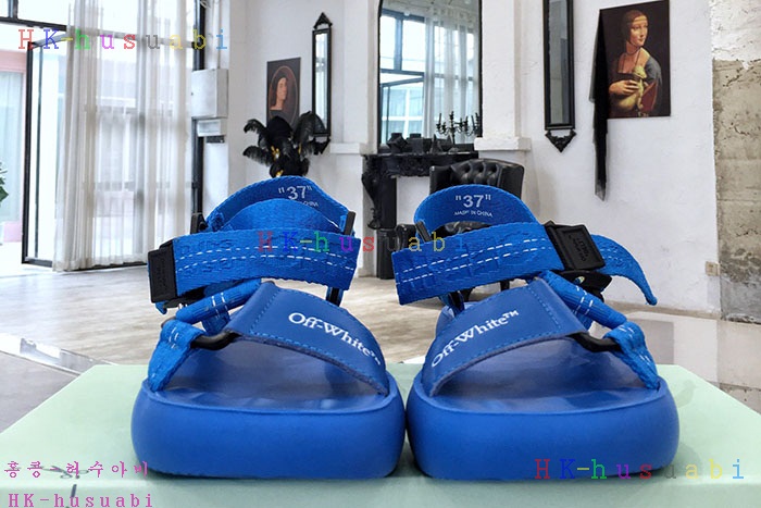 NEW 오프화이트 샌들 신상 OF 755801