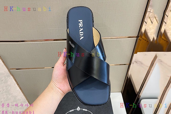 NEW 프라다 슬리퍼 신상 P 3325006