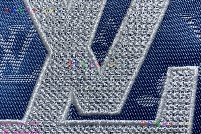 NEW 루이비통 반팔티 신상 LV 557231
