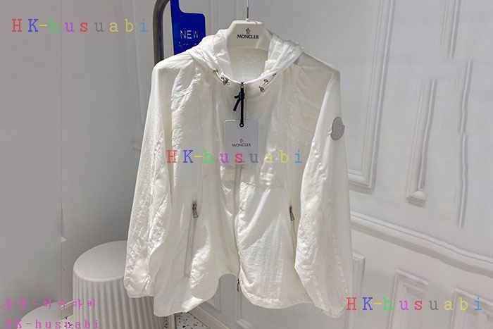 NEW 몽클레어 바람막이 신상 M 931136