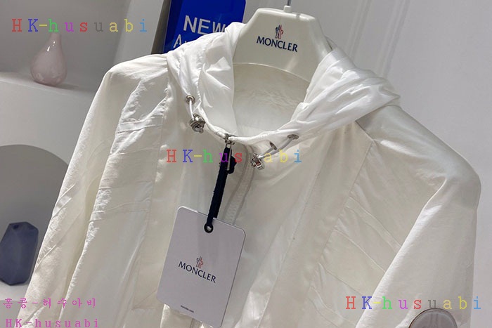 NEW 몽클레어 바람막이 신상 M 931136