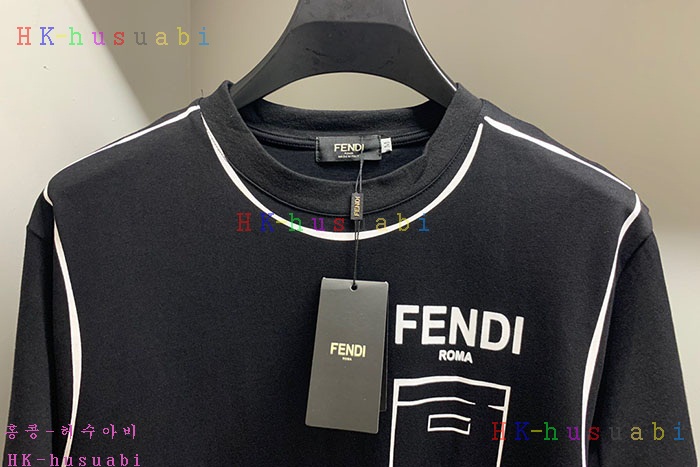 NEW 펜디 반팔티 신상 FD 376651