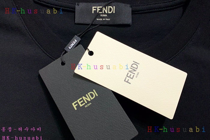NEW 펜디 반팔티 신상 FD 376653