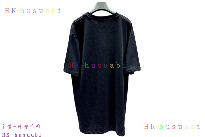 NEW 펜디 반팔티 신상 FD 376653