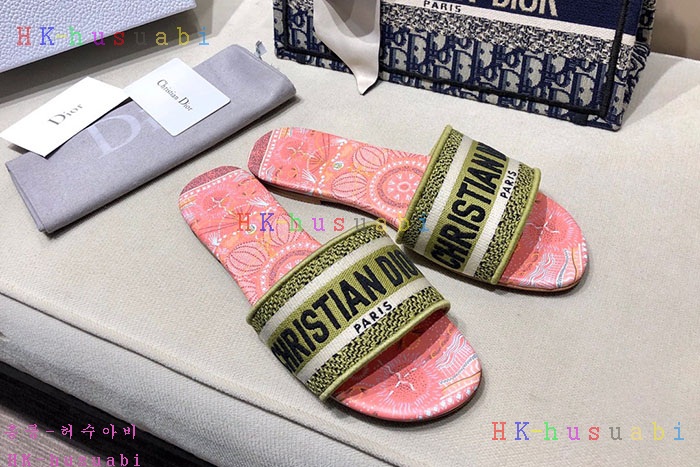 NEW 디올 슬리퍼 신상 DR 958818