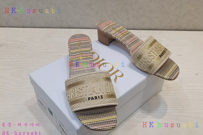 NEW 디올 슬리퍼 신상 DR 957411