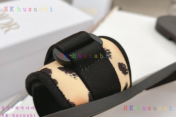 NEW 디올 슬리퍼 신상 DR 958810