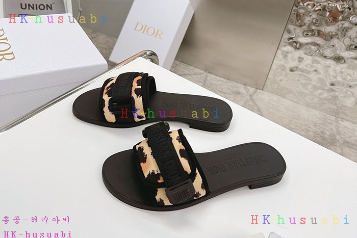 NEW 디올 슬리퍼 신상 DR 958810