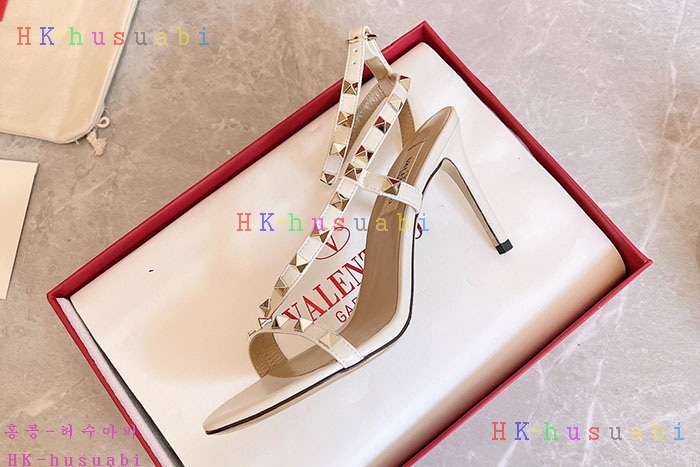 NEW 발렌티노 샌들 신상 V 8572253