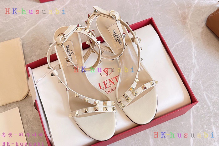 NEW 발렌티노 샌들 신상 V 8572253