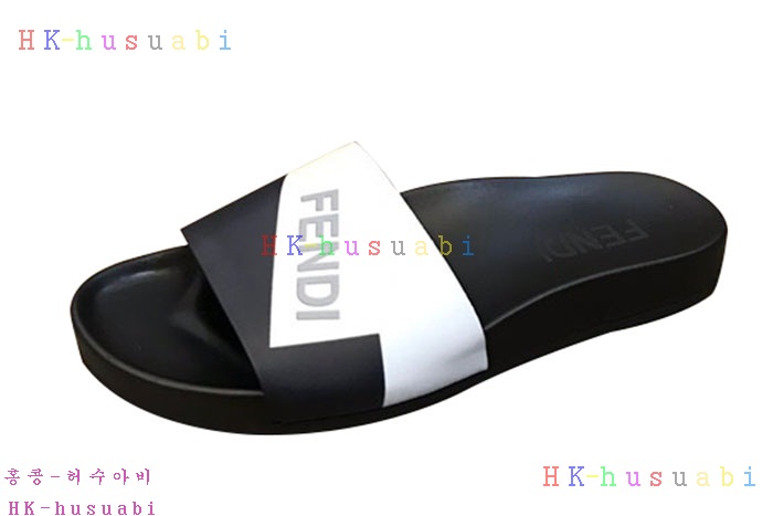 NEW 펜디 슬리퍼 신상 FD 9673350