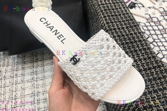NEW 샤넬 샌들 신상 C 557663