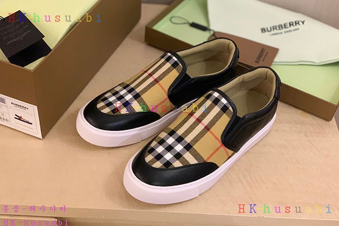 NEW 버버리 신발 신상 BB 825220