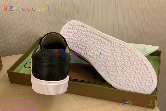 NEW 버버리 신발 신상 BB 825220