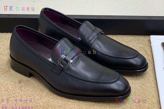 NEW 페라가모 신발 신상 F 824550