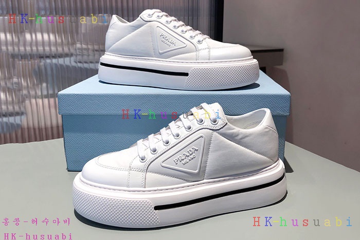 NEW 프라다 여성 스니커즈 P 455828