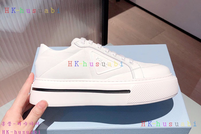 NEW 프라다 여성 스니커즈 P 455828