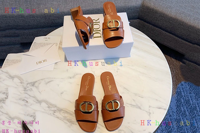 NEW 디올 샌들 신상 DR 872258