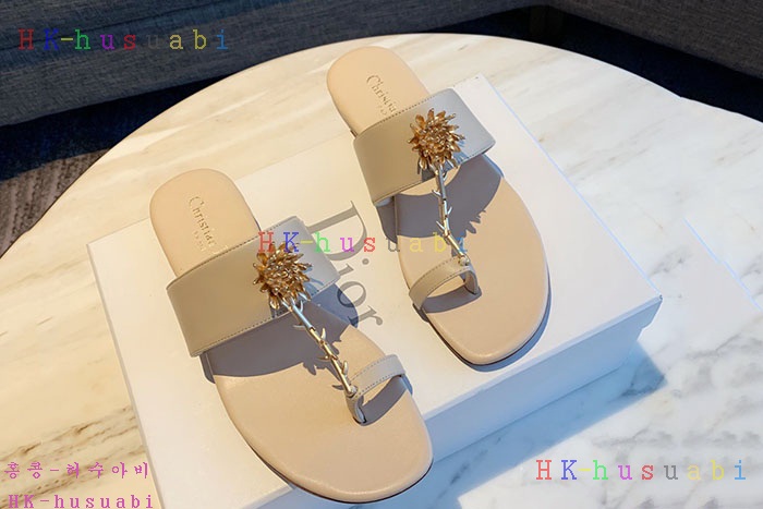 NEW 디올 샌들 신상 DR 872283