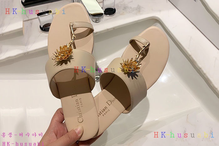 NEW 디올 샌들 신상 DR 872283