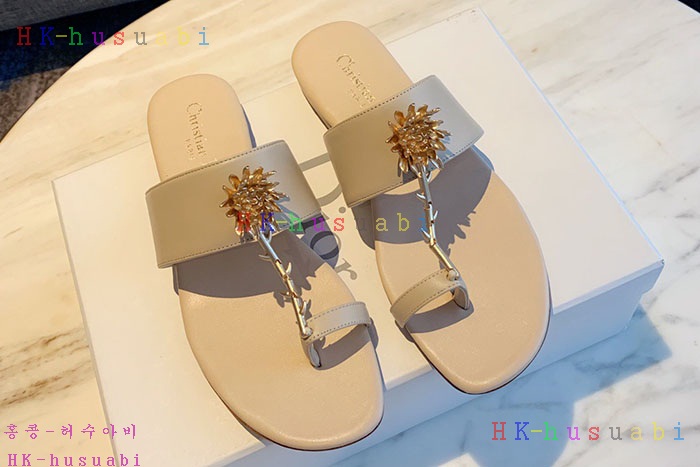 NEW 디올 샌들 신상 DR 872283