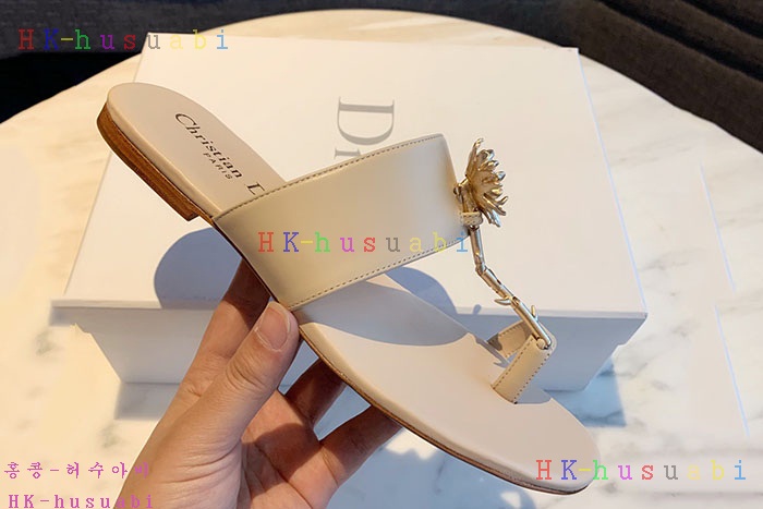 NEW 디올 샌들 신상 DR 872283
