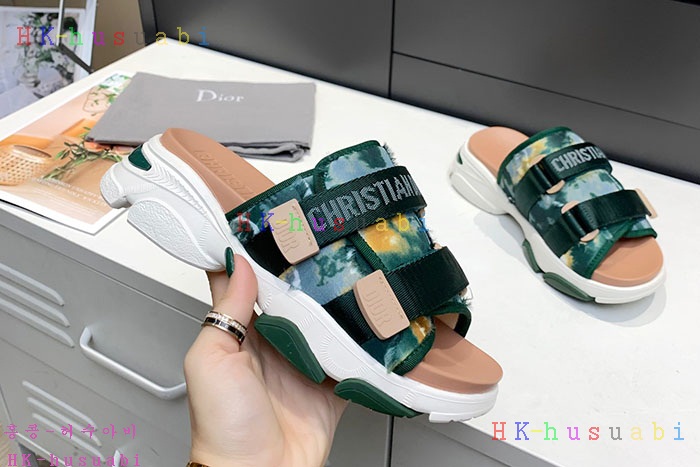 NEW 디올 샌들 신상 DR 872240