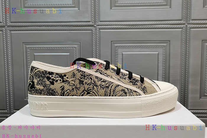 NEW 디올 신발 신상 DR 872301