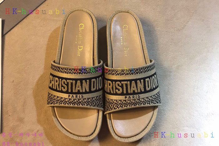 NEW 디올 샌들 신상 DR 872318