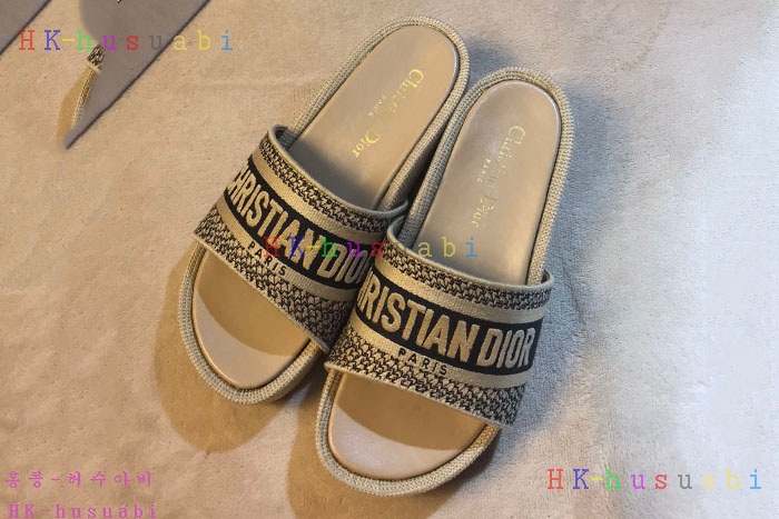 NEW 디올 샌들 신상 DR 872318