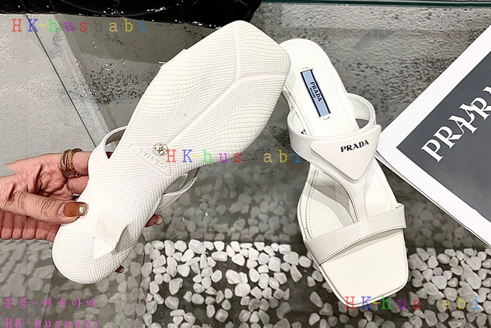 NEW 프라다 샌들 신상 P 9572536