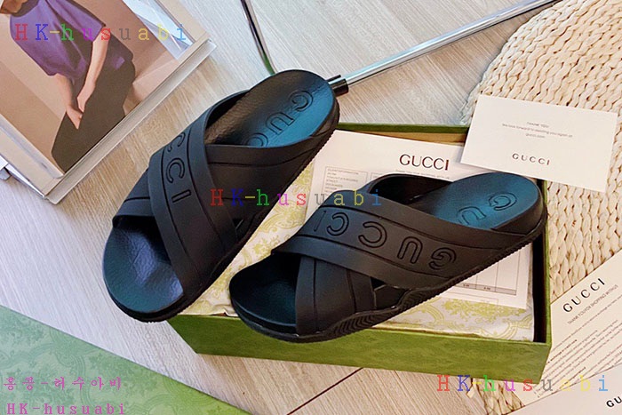 NEW 구찌 슬리퍼 신상 GU 675602