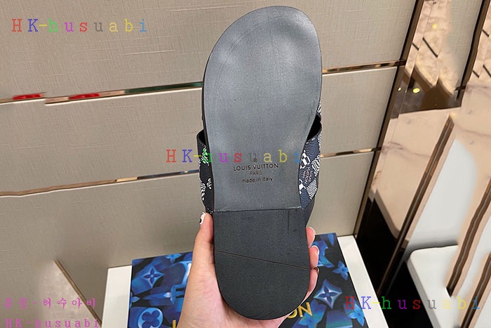 NEW 루이비통 샌들 신상 LV 857921