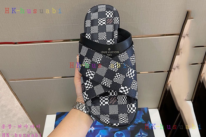NEW 루이비통 샌들 신상 LV 857921