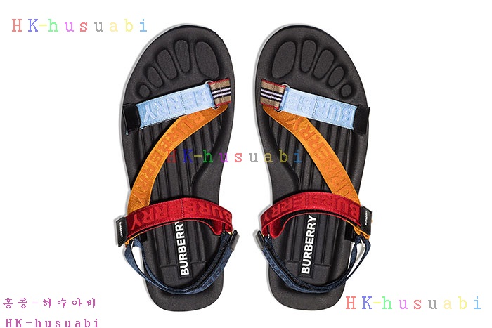 NEW버버리 샌들 신상 BB 766360