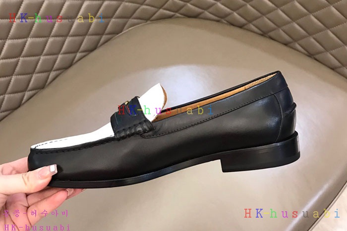 NEW 구찌 로퍼 신상 GU 428055
