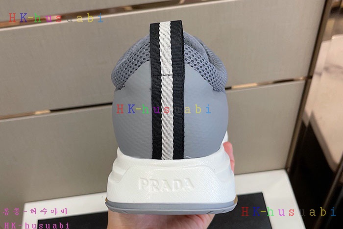 NEW 프라다 스니커즈 신상 P 1275523