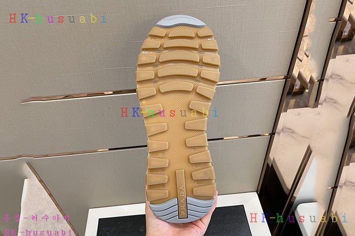 NEW 프라다 스니커즈 신상 P 1275523