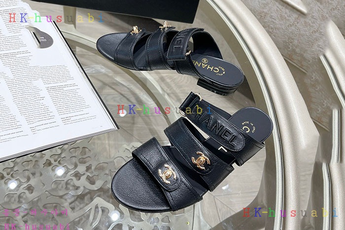 NEW 샤넬 샌들 신상 C 678825