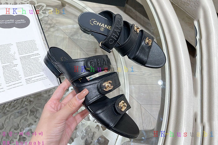 NEW 샤넬 샌들 신상 C 678825