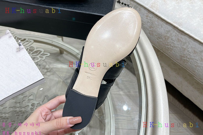 NEW 샤넬 샌들 신상 C 678825