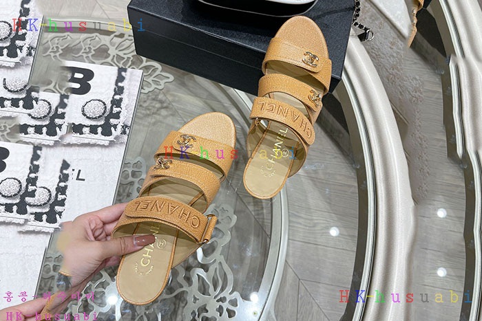 NEW 샤넬 샌들 신상 C 678827