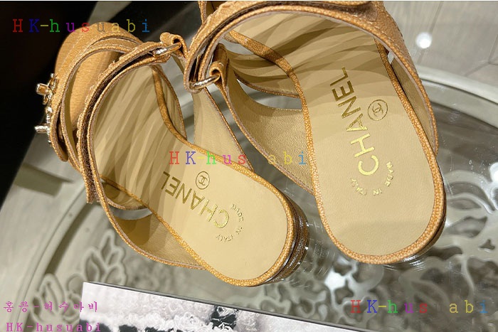 NEW 샤넬 샌들 신상 C 678827