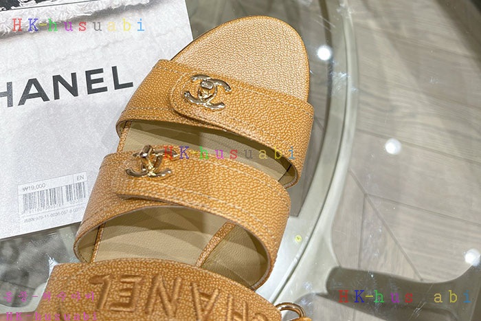 NEW 샤넬 샌들 신상 C 678827