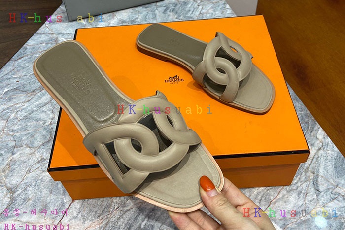 NEW 에르메스 슬리퍼 신상 H 5572827