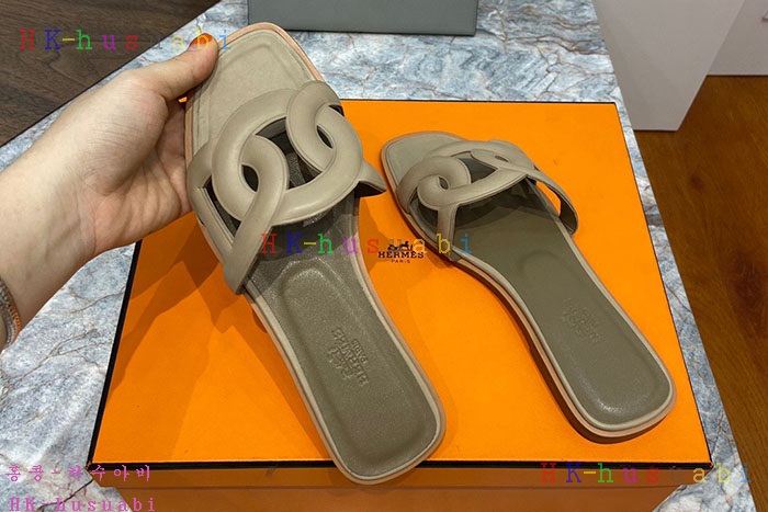 NEW 에르메스 슬리퍼 신상 H 5572827