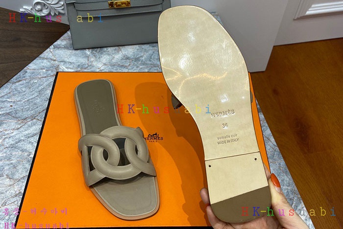 NEW 에르메스 슬리퍼 신상 H 5572827