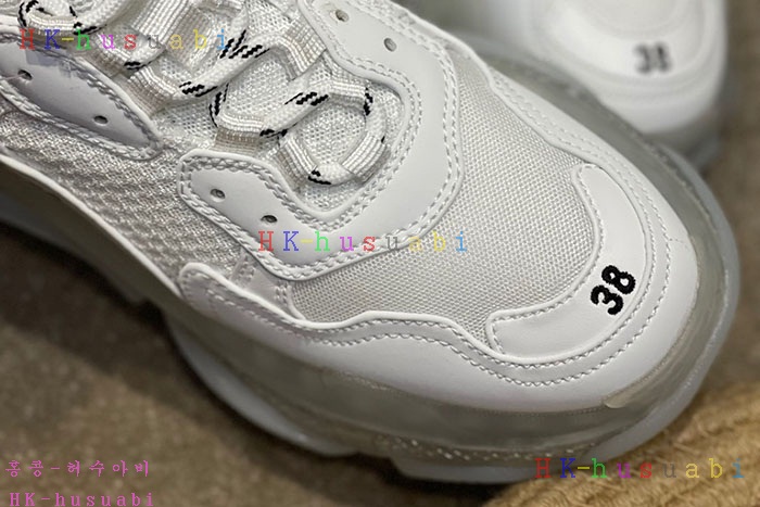NEW 발렌시아가 스니커즈 신상 B 445507
