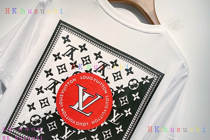 NEW 루이비통 반팔티 신상 LV 7266365