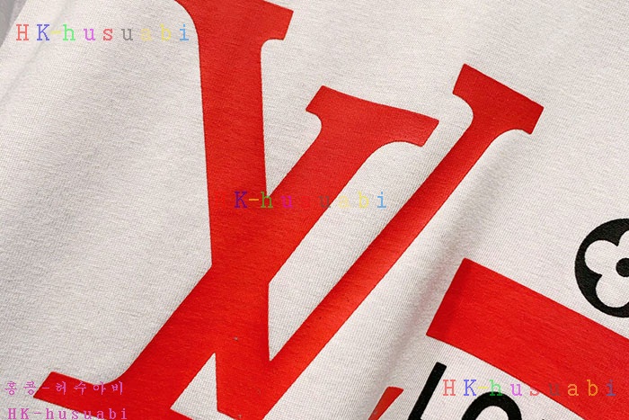 NEW 루이비통 반팔티 신상 LV 7266365